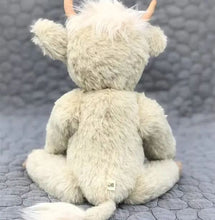 Load image into Gallery viewer, Fanyil™ Highland Cow Plush Toy - Libiyi