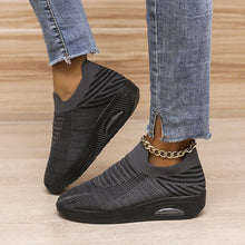 Load image into Gallery viewer, Women's low top fly woven casual sneakers - Libiyi